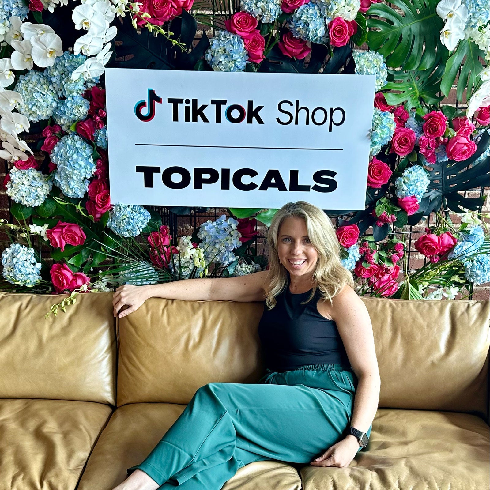 Flower Wall for Tik Tok
